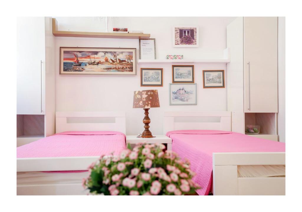 Apartments And Rooms Fonty Sarajevo Luaran gambar