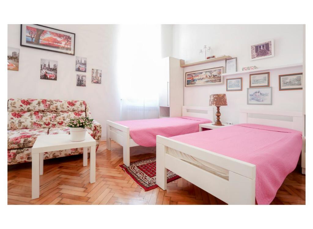 Apartments And Rooms Fonty Sarajevo Luaran gambar